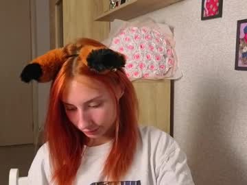 Crystallkris Chaturbate stream image from June 25, 2025