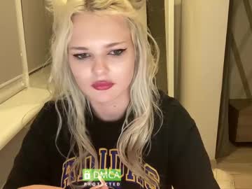 Ice_Kitten Chaturbate stream image from June 25, 2025