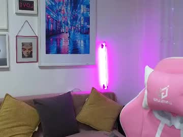 Kristen_Sayles Chaturbate stream image from June 25, 2025