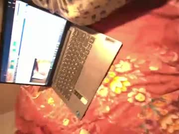 Denm321 Chaturbate stream image from June 25, 2025