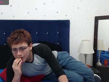 Bearsnowx Chaturbate stream image from June 25, 2025