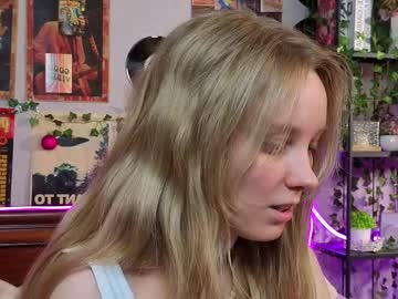 Darleneferran Chaturbate stream image from June 25, 2025