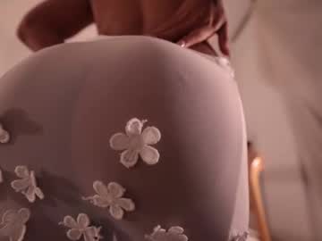 Gia_Curly Chaturbate stream image from June 26, 2025