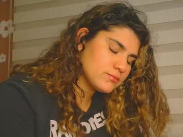 Chantal_Leon Chaturbate stream image from June 26, 2025