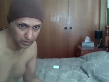 Aargos Chaturbate stream image from June 26, 2025