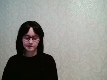 Amomira Chaturbate stream image from June 26, 2025