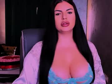 Giulyalust Chaturbate stream image from June 26, 2025