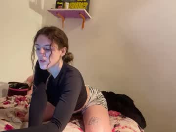 Ninakinkybaby Chaturbate stream image from June 26, 2025