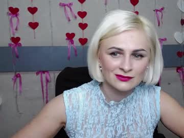 Oliviahorst Chaturbate stream image from June 26, 2025