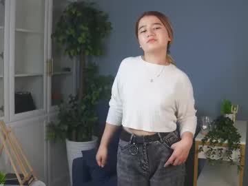 Peggyaytes Chaturbate stream image from June 26, 2025