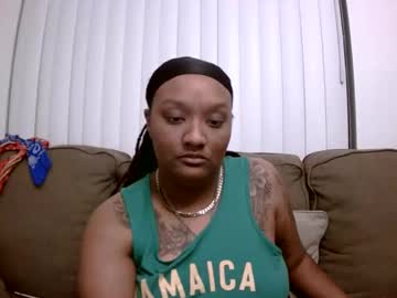 Queenchief3x8 Chaturbate stream image from June 26, 2025