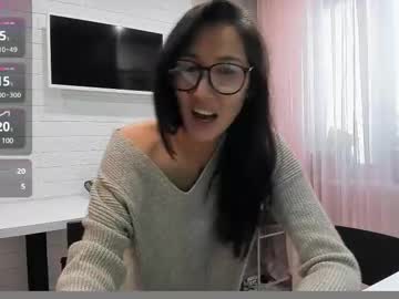 Skarlettforeve Chaturbate stream image from June 26, 2025