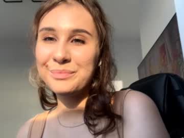 Lunar_Muse_Drip_Rawr Chaturbate stream image from June 26, 2025