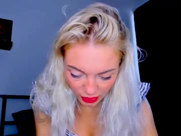Adriana_Coy_ Chaturbate stream image from June 26, 2025