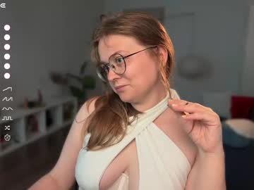 Emilyforelsket Chaturbate stream image from June 26, 2025