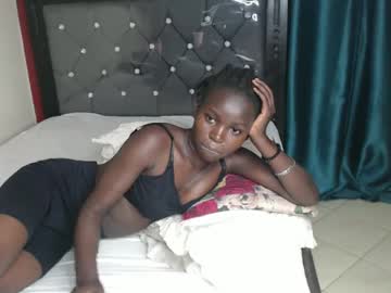 Jenasaa Chaturbate stream image from June 26, 2025