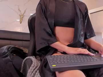 Nickiclark Chaturbate stream image from June 26, 2025