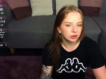 Bellaxoxox1 Chaturbate stream image from June 26, 2025