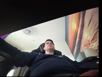 Schosch01 Chaturbate stream image from June 26, 2025