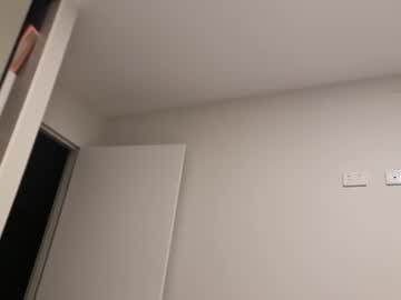 Xxonebigfanxx Chaturbate stream image from June 26, 2025