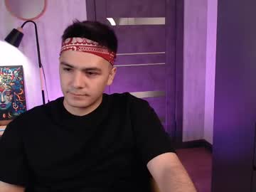Arturmelrose Chaturbate stream image from June 26, 2025