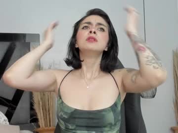 Summerprints Chaturbate stream image from June 26, 2025