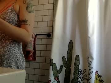 Princessannieviolet Chaturbate stream image from June 26, 2025