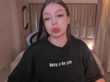 Ellaclark Chaturbate stream image from June 26, 2025