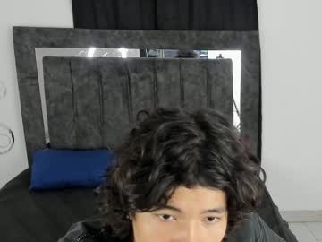 Latinsguys69 Chaturbate stream image from June 26, 2025
