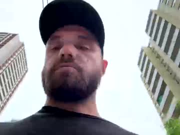Delooch Chaturbate stream image from June 26, 2025