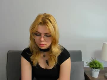 Zoefantasy Chaturbate stream image from June 26, 2025