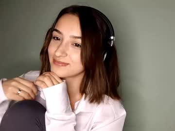 Bitter_Muse_Heat_Rawr Chaturbate stream image from June 26, 2025