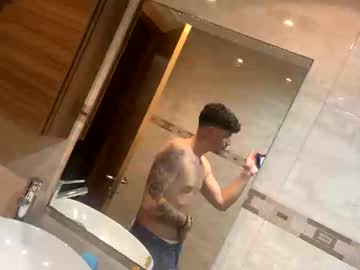 Leomarqq Chaturbate stream image from June 26, 2025