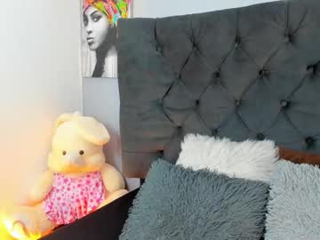 Clairestons Chaturbate stream image from June 26, 2025