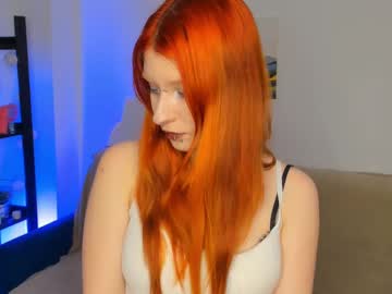 Lunartrace Chaturbate stream image from June 26, 2025
