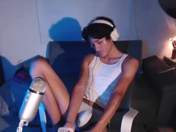 Danielwoods18 Chaturbate stream image from June 26, 2025