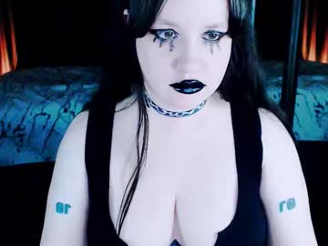 Lola_Chi Chaturbate stream image from June 26, 2025