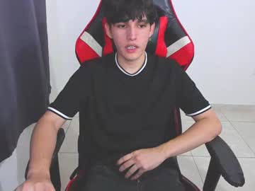 Eren_Tatakae Chaturbate stream image from June 27, 2025