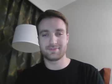 Frankiefiveinch stream image from June 27, 2025