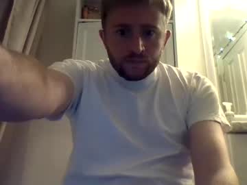 Glenjam80 Chaturbate stream image from June 27, 2025
