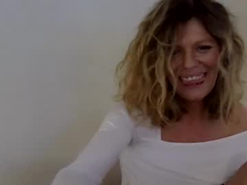 Haileys123 Chaturbate stream image from June 27, 2025