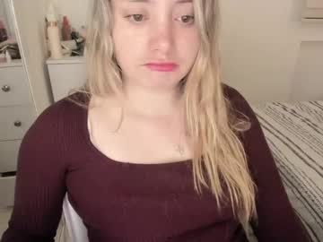 Loveange Chaturbate stream image from June 27, 2025