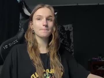 Nloraaa Chaturbate stream image from June 27, 2025