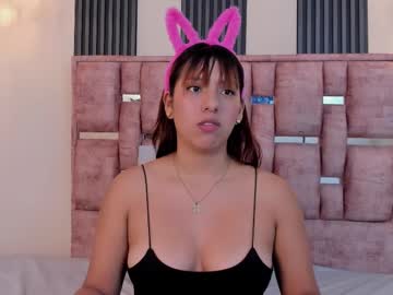 Penehelope_Rosse Chaturbate stream image from June 27, 2025