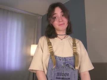 Britthe Chaturbate stream image from June 27, 2025