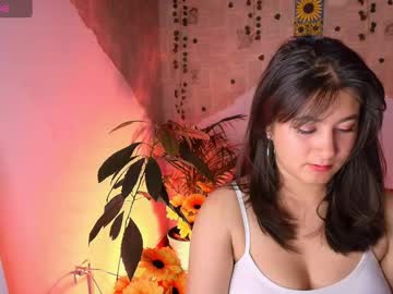 Kisstarxxx Chaturbate stream image from June 27, 2025