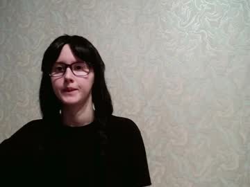 Jennyolset Chaturbate stream image from June 27, 2025