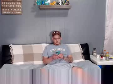 Xxvizzyxx Chaturbate stream image from June 27, 2025