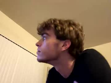 Holdmybock Chaturbate stream image from June 27, 2025