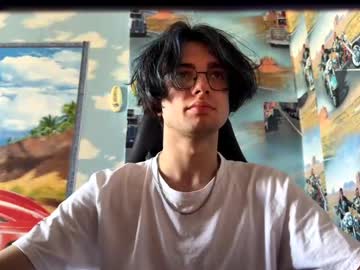 Crimsoncat_ Chaturbate stream image from June 27, 2025